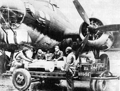 MonroeBomb.jpg (30871 bytes)