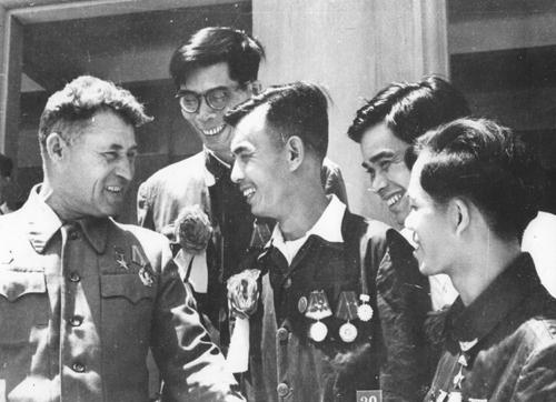 Officers in Flight Suits The Story of American Air Force Fighter Pilots in the Korean War