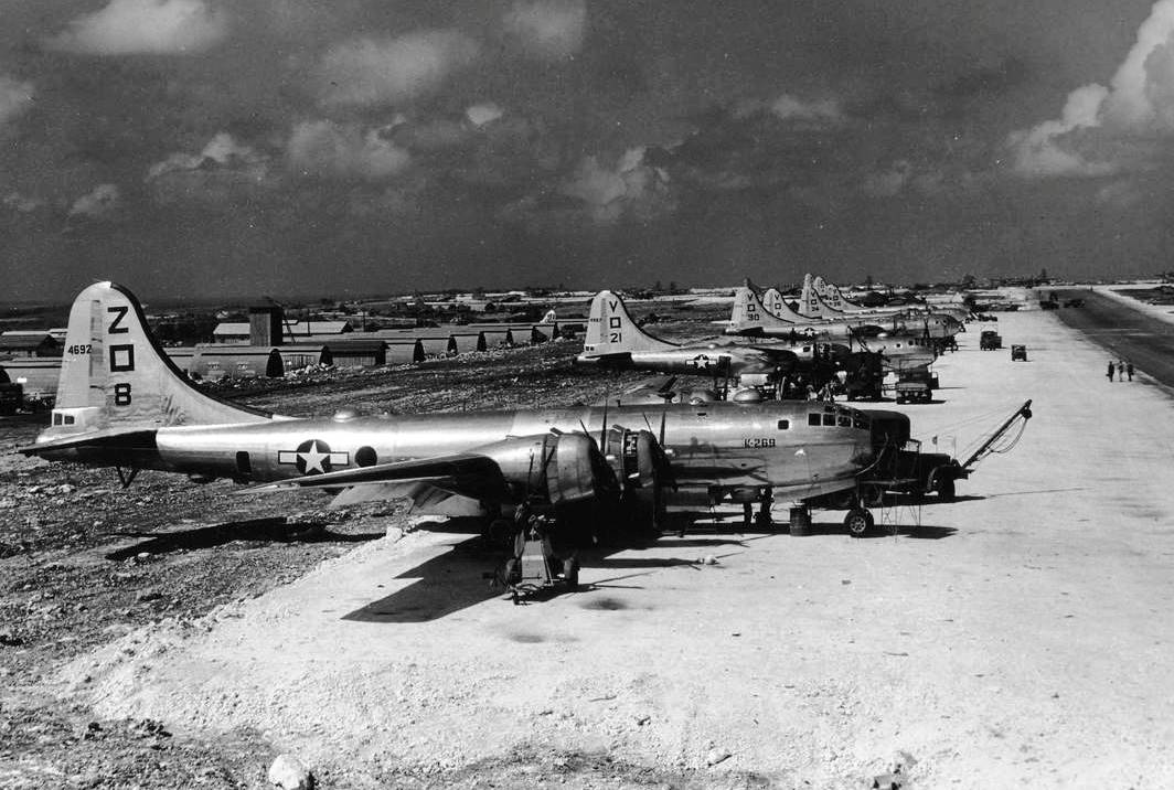 B29Saipan1944.jpg (126294 bytes)