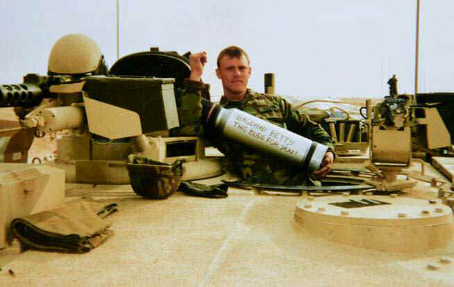 BaghdadBettyArtilleryRound.jpg (72461 bytes)