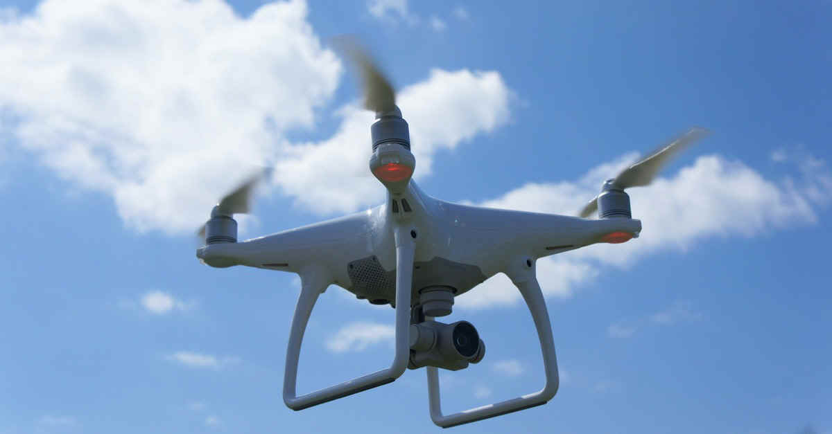 Drone8.JPG (27303 bytes)