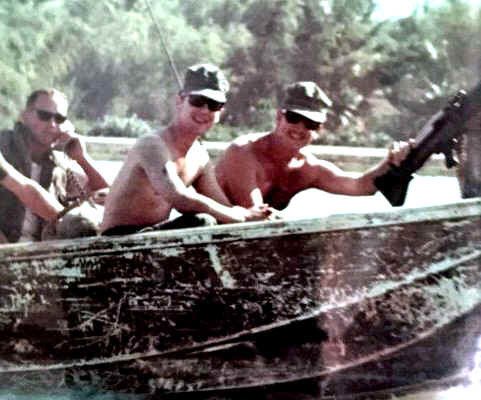 HosierMarineHouseCall.jpg (196527 bytes)