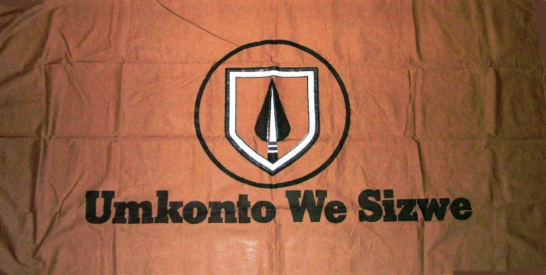 PfumoNamhuFag.jpg (229164 bytes)