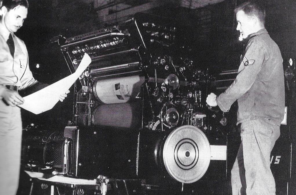 ReproSquadronAFARC.jpg (157038 bytes)