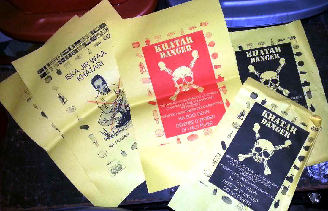 SomaliaMixedGroup2.jpg (129084 bytes)