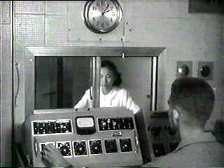 VietnamRadio003.jpg (21898 bytes)