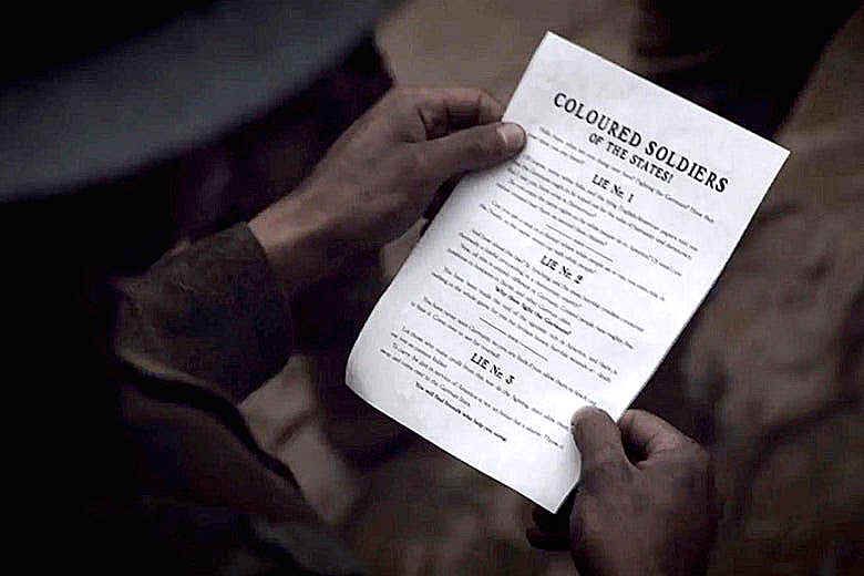 Watchmen02WWI.jpg (94051 bytes)